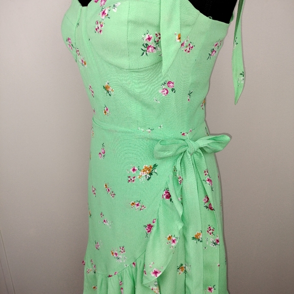 NWT WAYF Wrap Front Tie Strap Mini Dress in Mint Ditsy Sz. XS - Picture 9 of 13